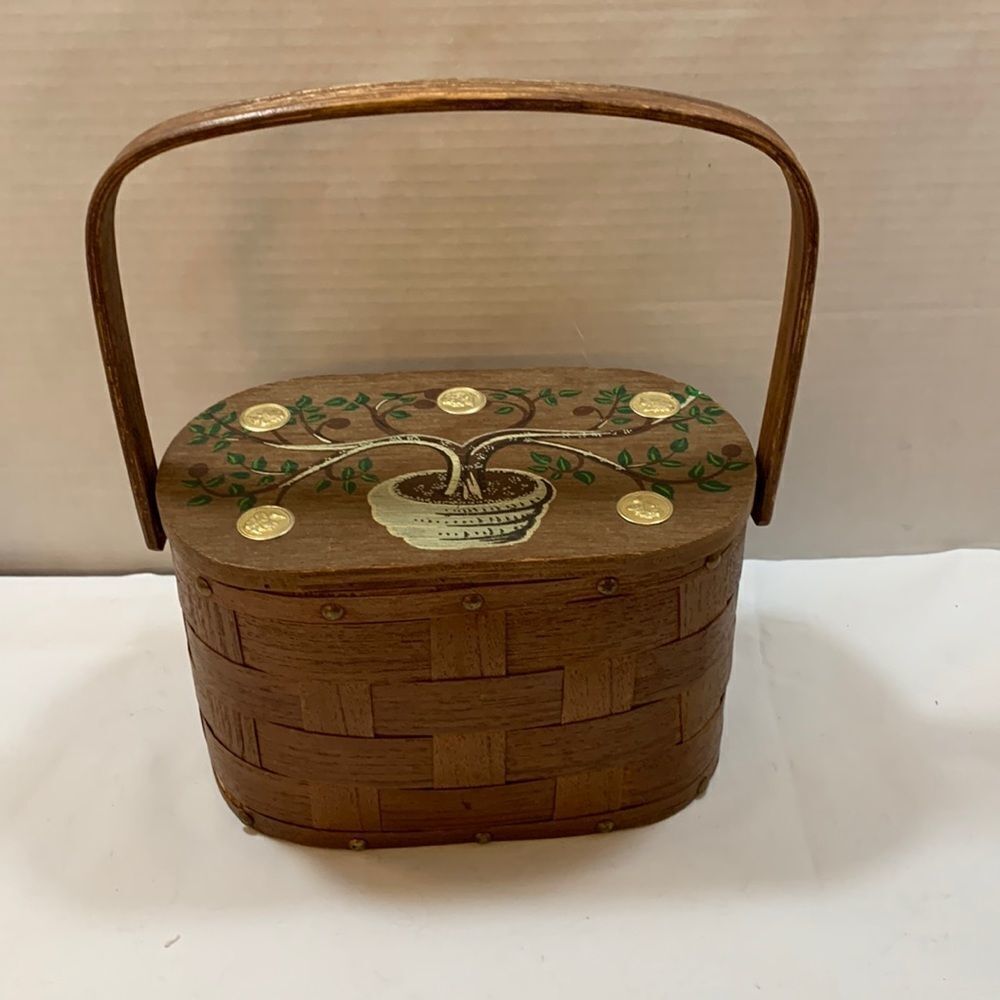 Vintage box purse with coin & tree wood top